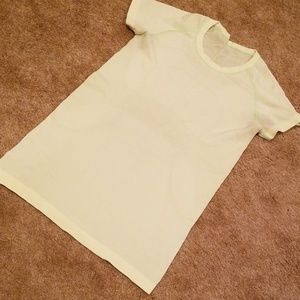 Lululemon Run Swiftly T